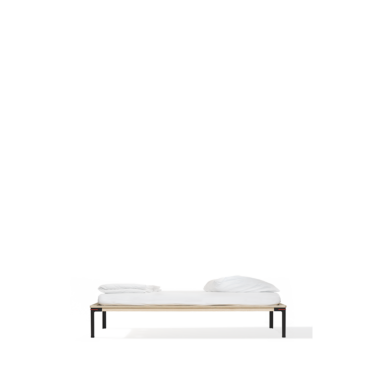 Seiltänzer Bed by Nis Holger Moorman