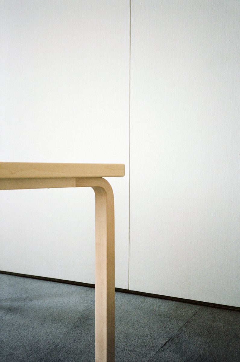 Aalto table 82A, birch - white laminate