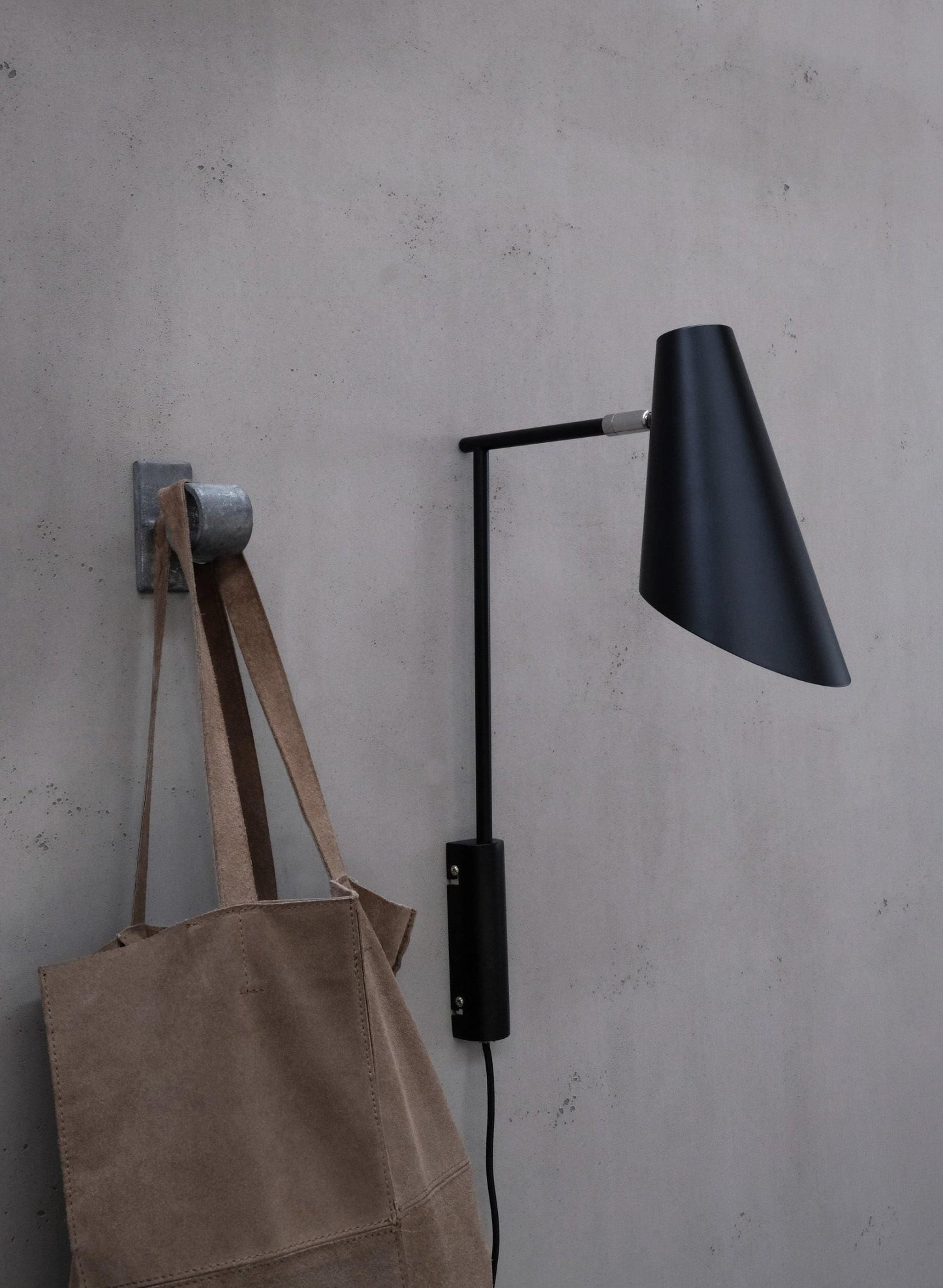 Dyberg Larsen Cale Wall Lamp Black