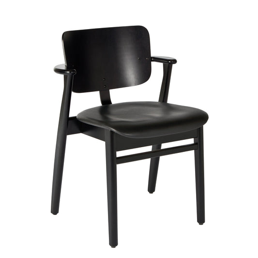 Artek Domus Chair — 블랙 스테인드 · 블랙 레더
