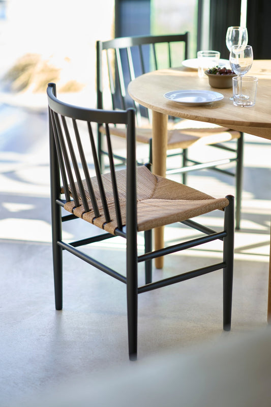 C62 Bjørk dining table, 115 cm, oiled oak