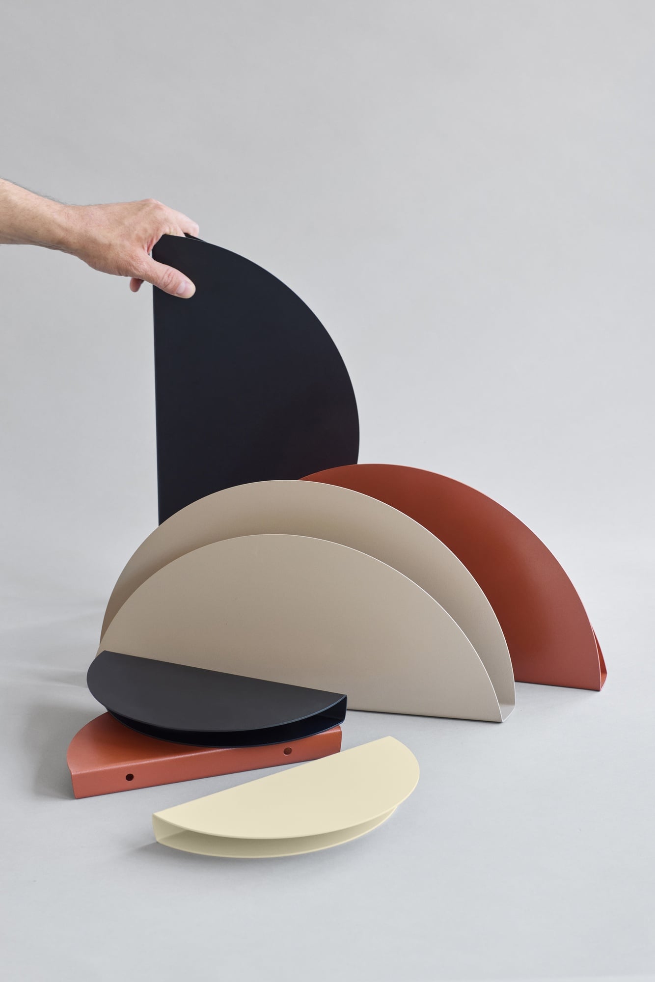 Half Moon shelf, small, black