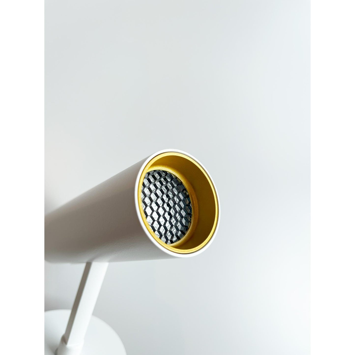 Antidark Tube Slim Spot 2700K White