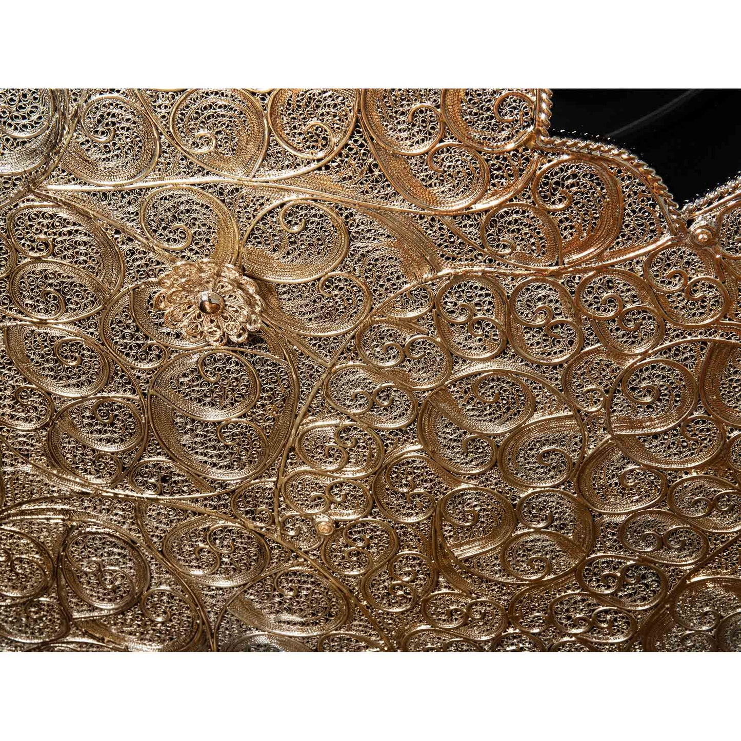 FILIGREE GRAND PIANO - Piano