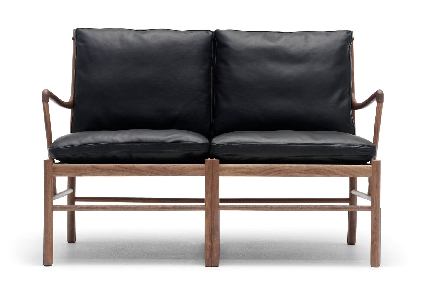 OW149-2 | Colonial Sofa