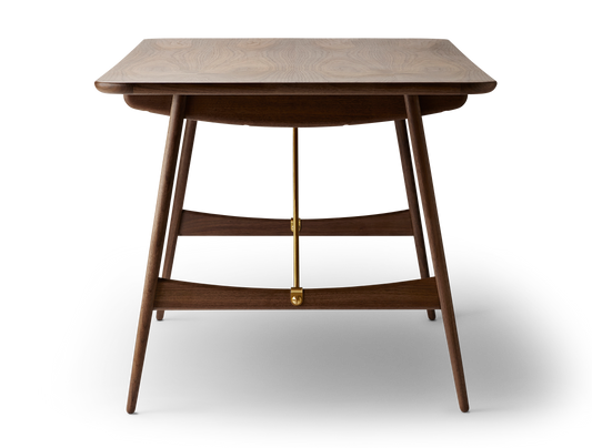 BM1160 HUNTING TABLE