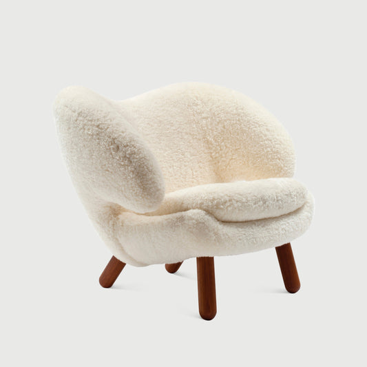 THE PELICAN CHAIR | SHEEPSKIN (Without Buttons) (가죽 쿠션 - Leather Group 3)