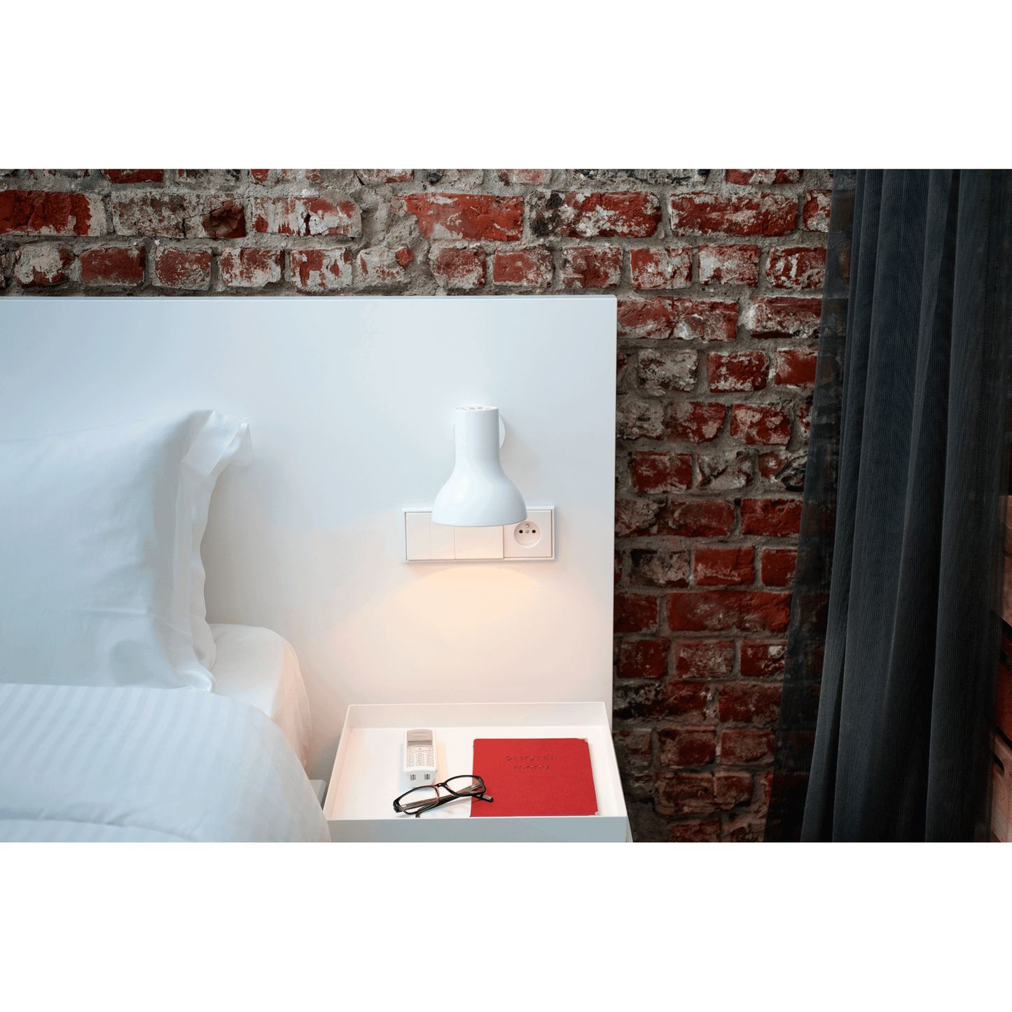 Anglepoise Type 75 Mini Wall Lamp Margaret Howell Edition Sienna
