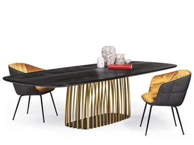 BC 07 BASKET - Solid wood dining table by Janua