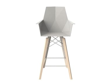 FAZ WOOD - Polypropylene garden chair with armrests by Vondom