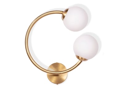 GABRIELA - Brass wall lamp by Royal Stranger