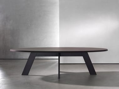 IDS - Oval wooden dining table by Piet Boon