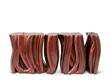 MONOCHROME CHAMELEON - Contemporary style glass-fibre console table by Boca do Lobo