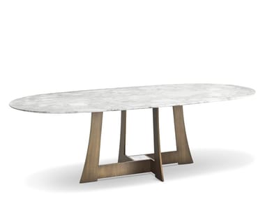 MOORE - Dining table by I 4 Mariani