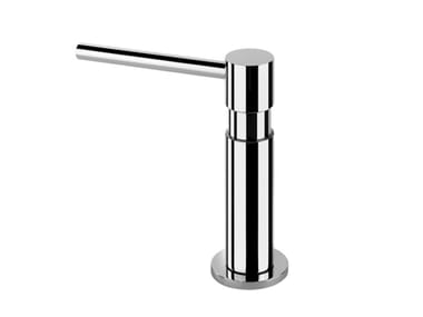 OXYGENE - Brass liquid soap dispenser by Gessi