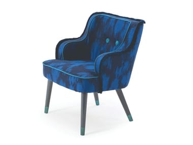 AZUL - Fabric easy chair with armrests by Turri