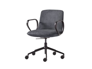KORI - Height-adjustable office chair with armrests with 5-Spoke base by Inclass