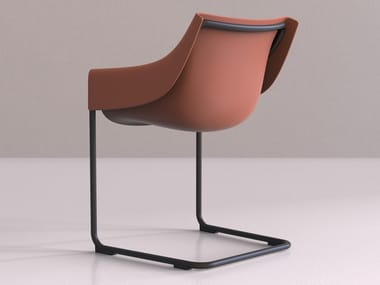 MANTA - Cantilever garden chair with armrests by Vondom