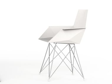 FAZ - Polypropylene garden chair with armrests by Vondom