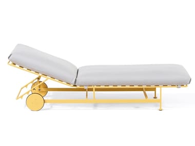JUGO - Recliner metal sun lounger with castors by Prostoria