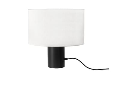 CYLS - Metal table lamp with polyester shade by Estiluz
