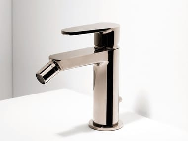 TIP - Countertop bidet mixer by Ritmonio