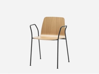 VARYA WOOD - Stackable oak chair with armrests by Inclass