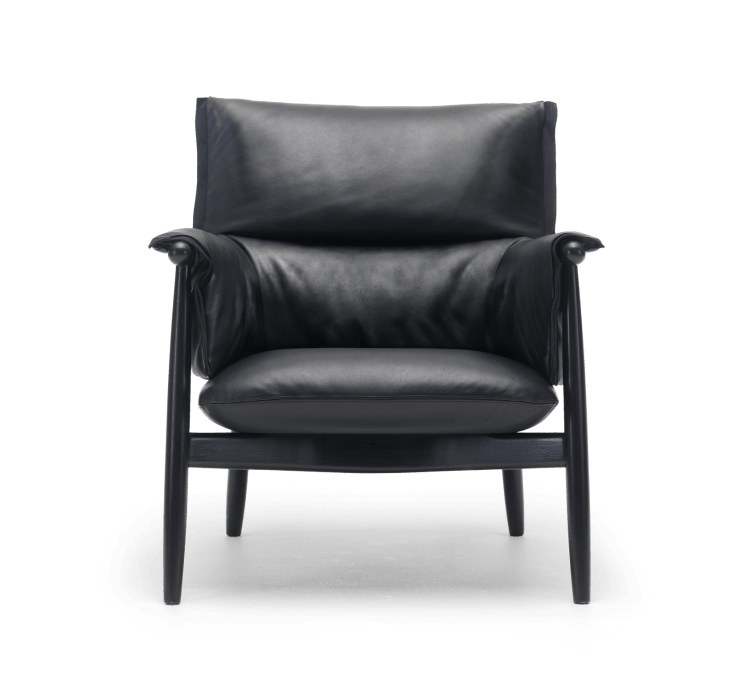 E015 | Embrace Lounge Chair