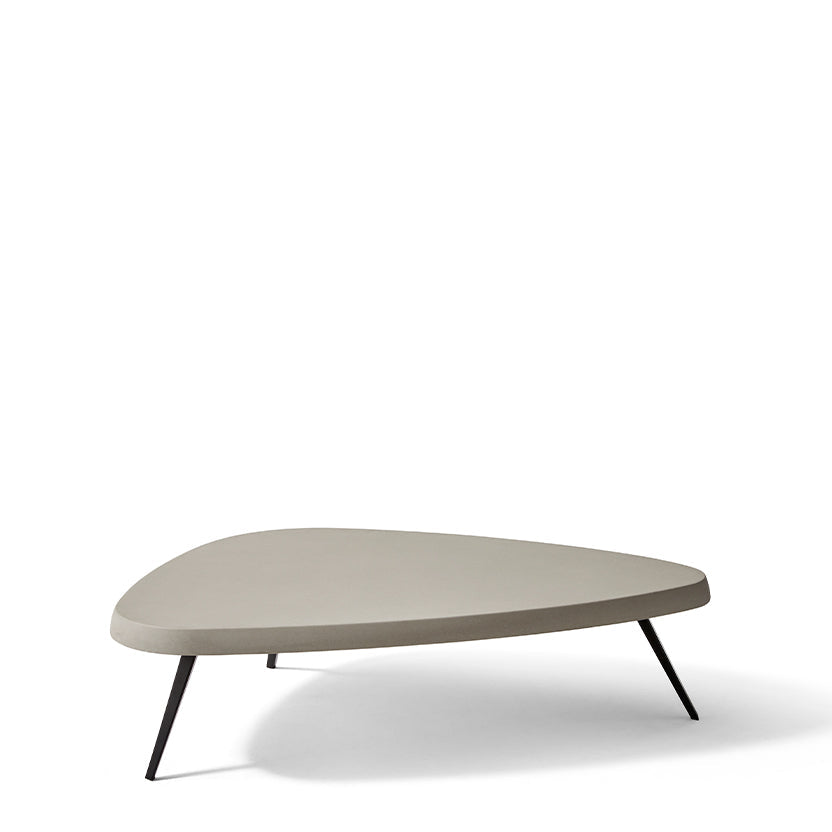 MEXIQUE OUTDOOR LOW TABLE by Cassina