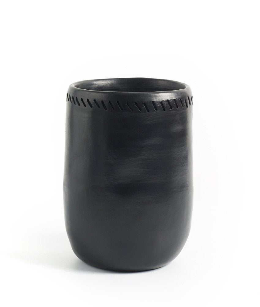 1 Barro Dining Vase by Sebastian Herkner