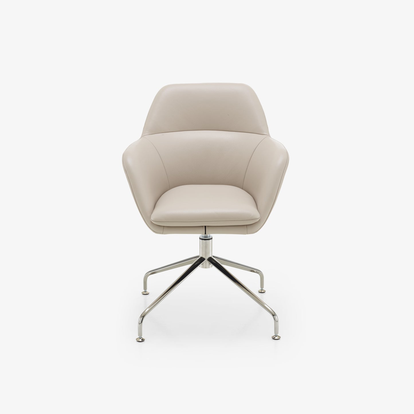 Amédée Carver leather chair central pedestal by Ligne Roset