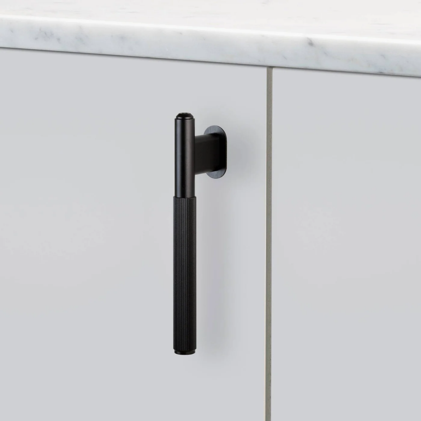 Buster + Punch L-Bar Cabinet Handle