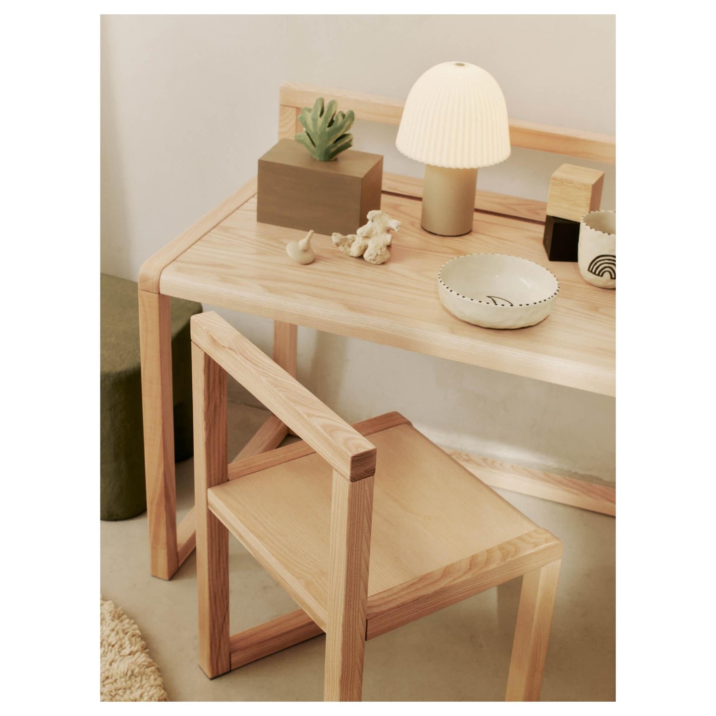 Ferm Living Frill Portable Lamp Rose/ White