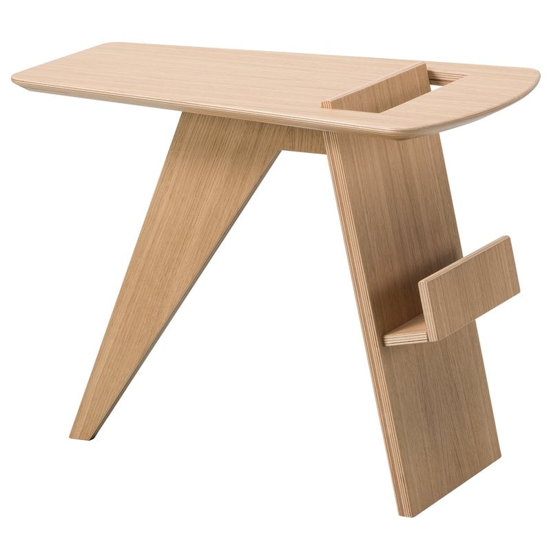 Magazine table by Fredericia #lacquered oak #