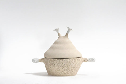 136/23 Tureen by Meritxell Duran