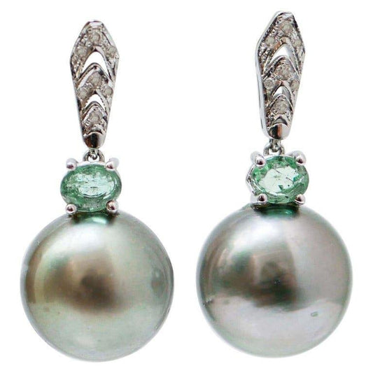 14 Karat White Gold Earrings with Grey Pearls, Emeralds, Diamonds, 1970s, Set of 2