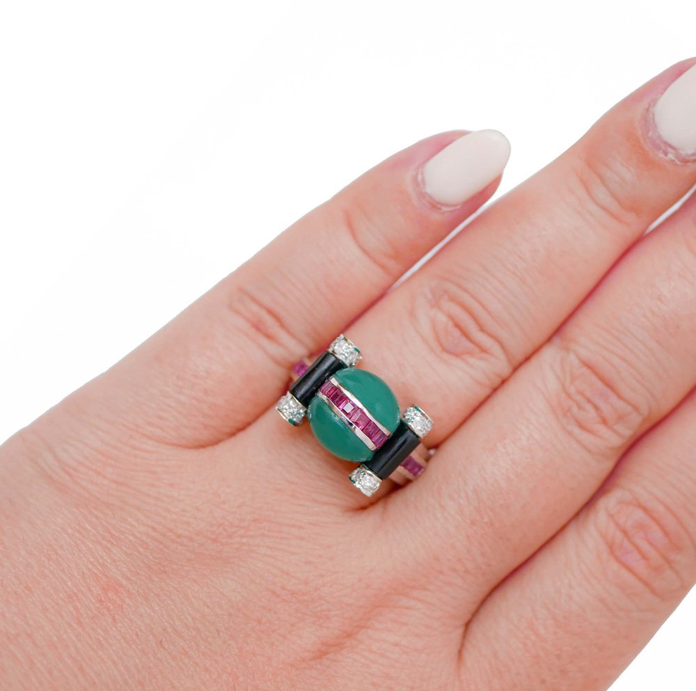 14 Karat White Gold Ring in Green Agate, Onyx, Rubies, Diamonds