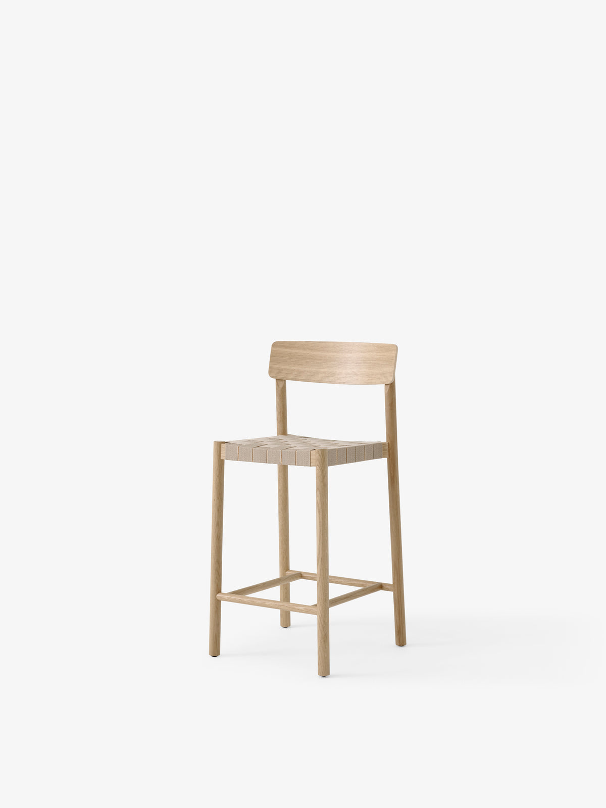 &tradition Betty Counter Chair TK12 – Lacquered Oak w. Natural Webbing