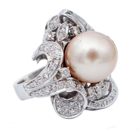 14K White Gold Ring with Pearl and Diamonds