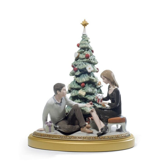 A Romantic Christmas Couple Figurine by Lladró