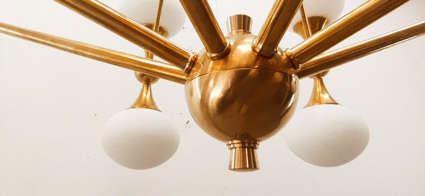 16 Light Brass Sputnik Chandelier with Oval Globes