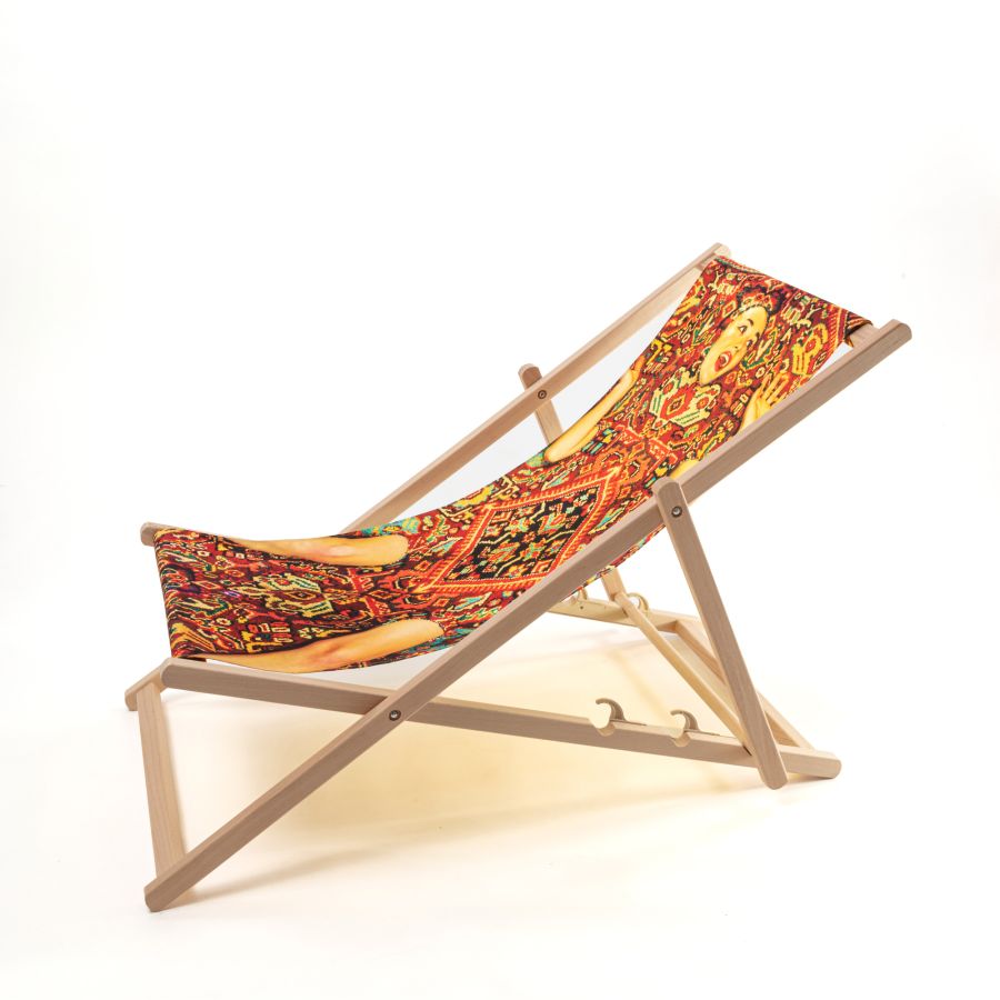 beech wood Deck Chair Lady On Carpet by Seletti