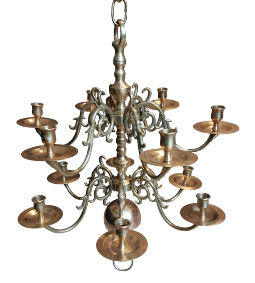 17th Century Chandelier with 12 Arms Rembrandt Van Rijn, 1650s