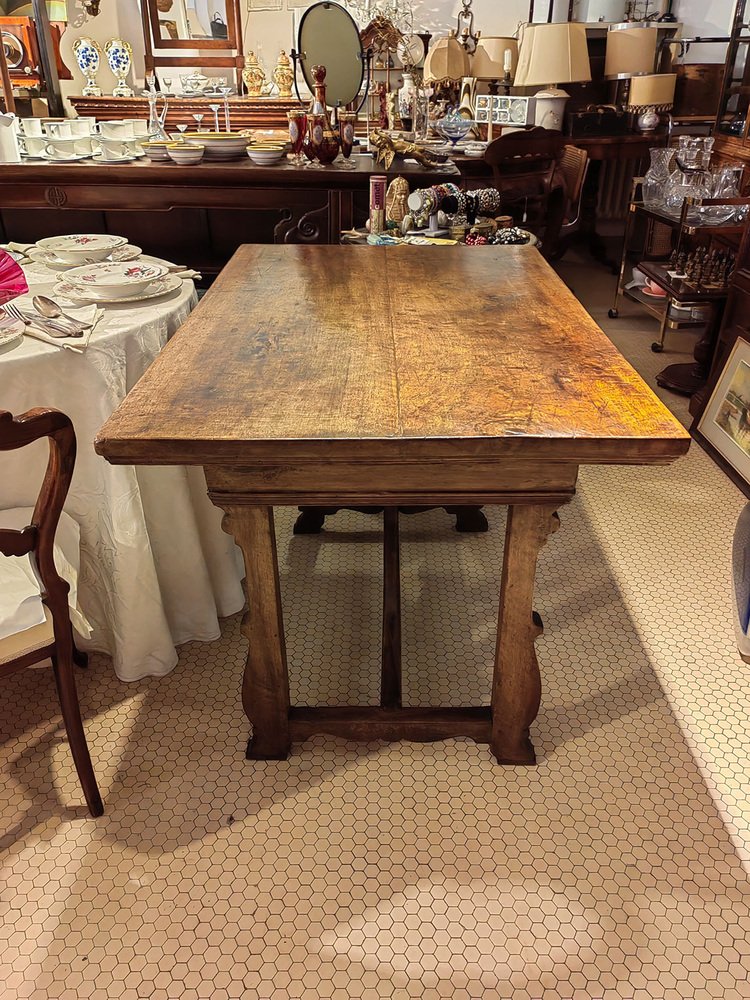 17th Century Dining Table in Walnut with Two Drawers