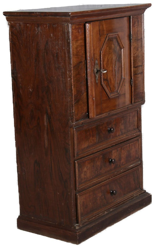 18 Century Baroque Walnut Cabinet Chest of Drawers, 1720s