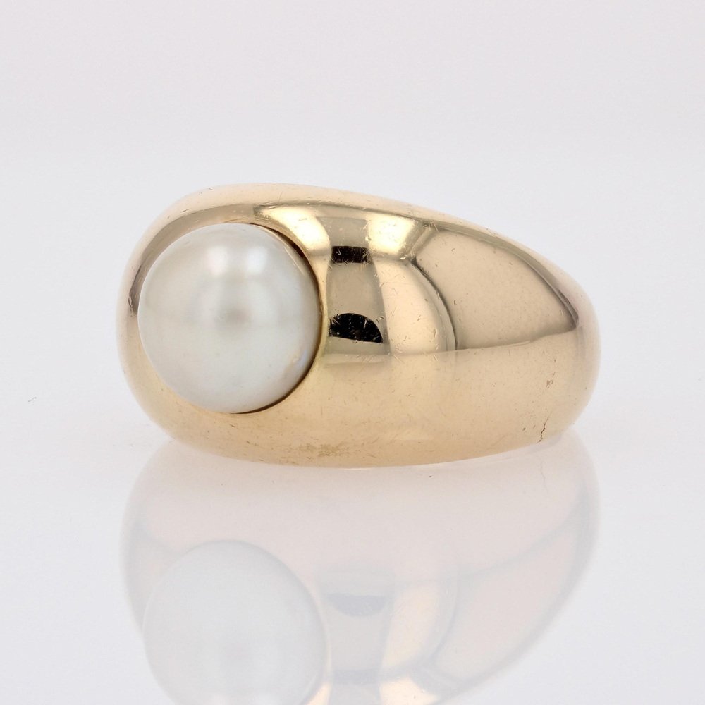 18 Karat French Button Pearl Yellow Gold Bangle Ring, 1980s