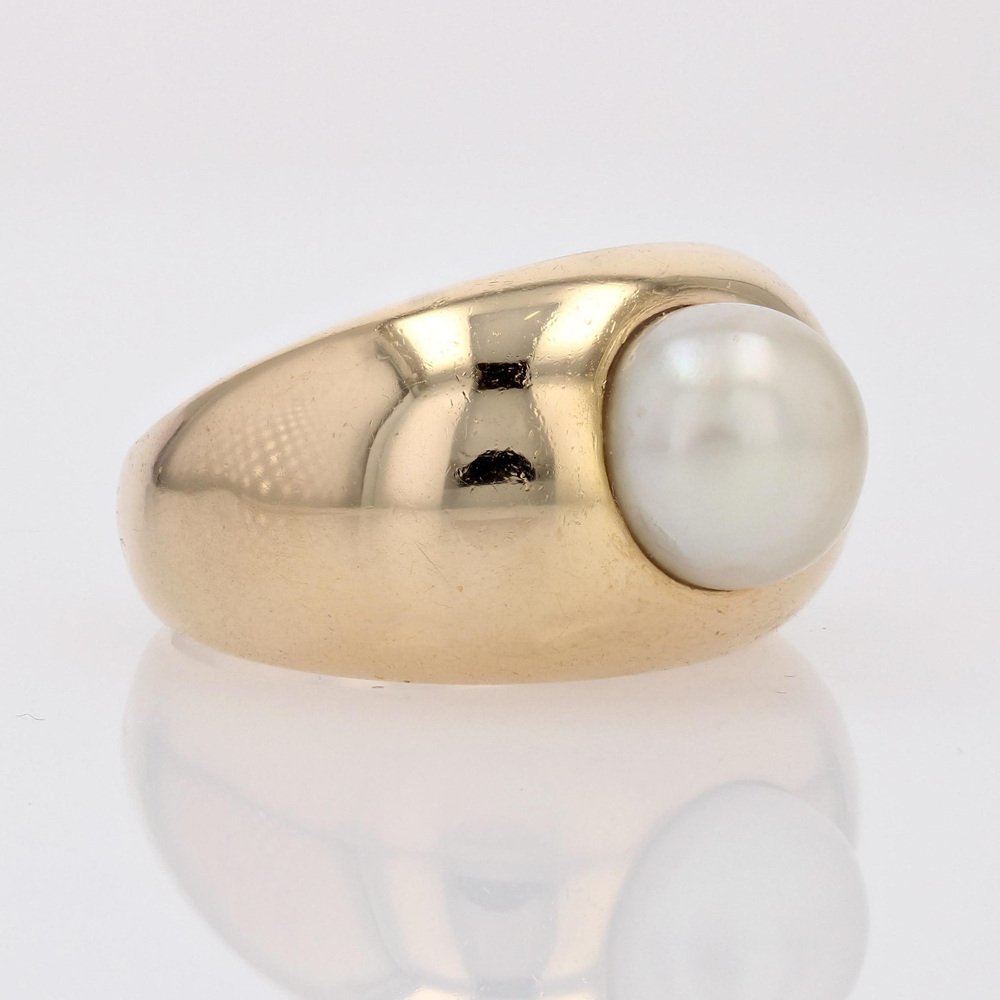 18 Karat French Button Pearl Yellow Gold Bangle Ring, 1980s