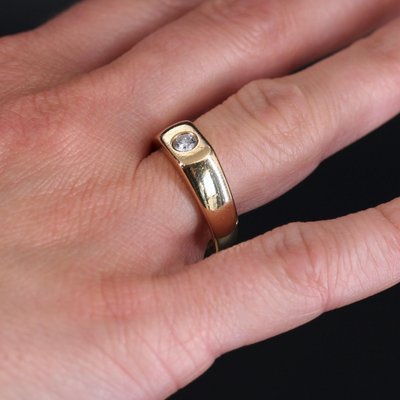 18 Karat Modern French Yellow Gold and Diamond Signet Ring-OLU-1446783