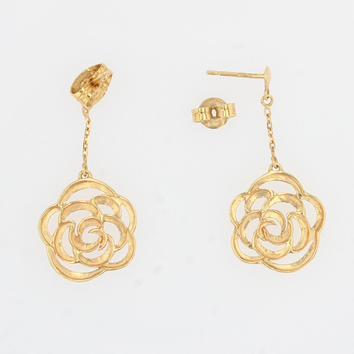 18 Karat Modern Yellow Gold Rose Shape Dangle Earrings, Set of 2