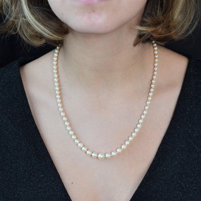 18 Karat White French Cultured Pearl Gold Clasp Necklace, 1970s-OLU-1281874